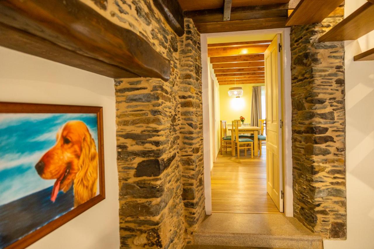 Apartamentos Casona Del Campo Navia Kültér fotó