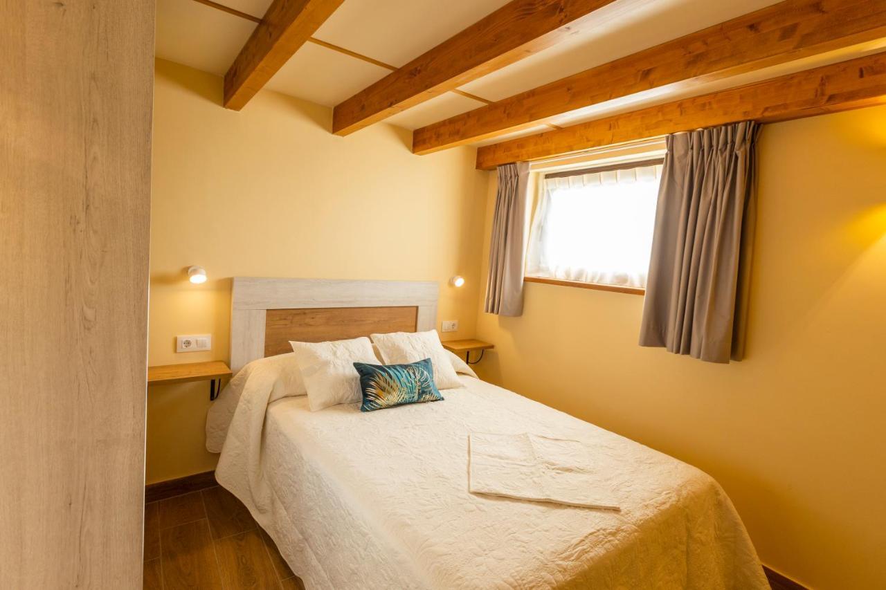 Apartamentos Casona Del Campo Navia Kültér fotó