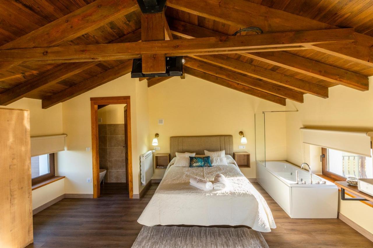 Apartamentos Casona Del Campo Navia Kültér fotó