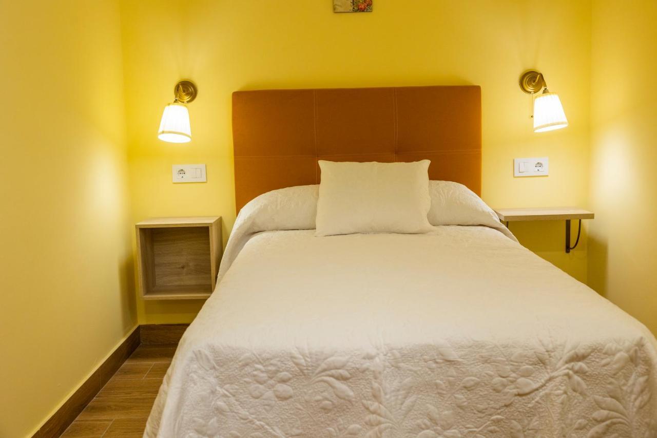Apartamentos Casona Del Campo Navia Kültér fotó