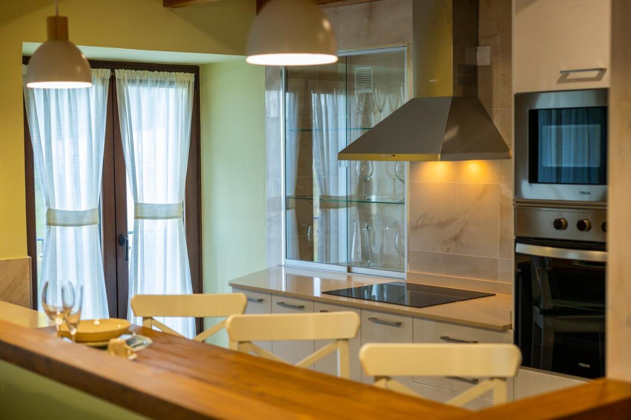 Apartamentos Casona Del Campo Navia Kültér fotó