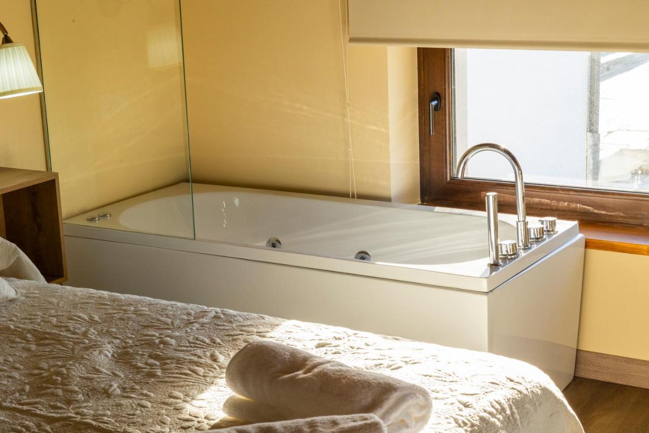 Apartamentos Casona Del Campo Navia Kültér fotó