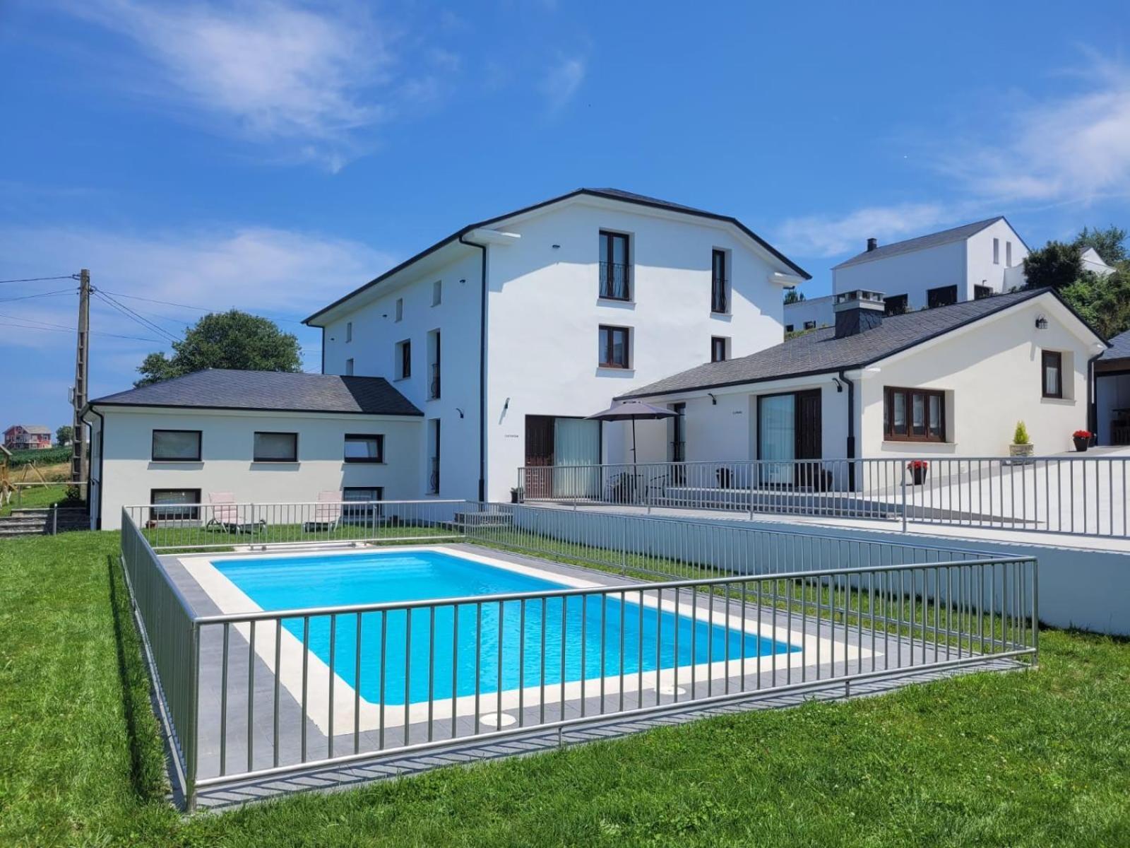 Apartamentos Casona Del Campo Navia Kültér fotó